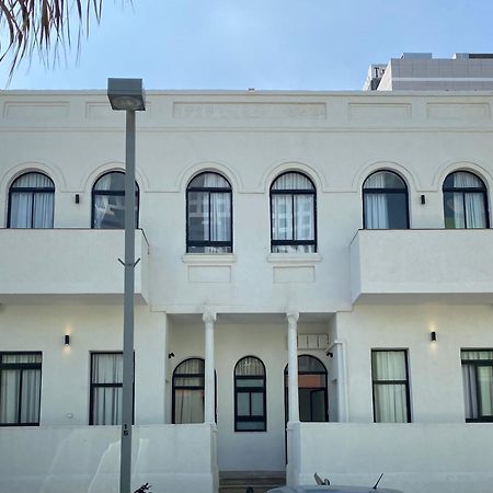 Yona 8 Bed & Breakfast Tel Aviv Exterior photo
