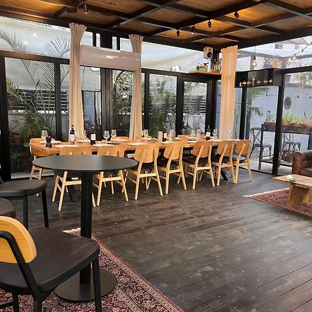 Yona 8 Bed & Breakfast Tel Aviv Exterior photo