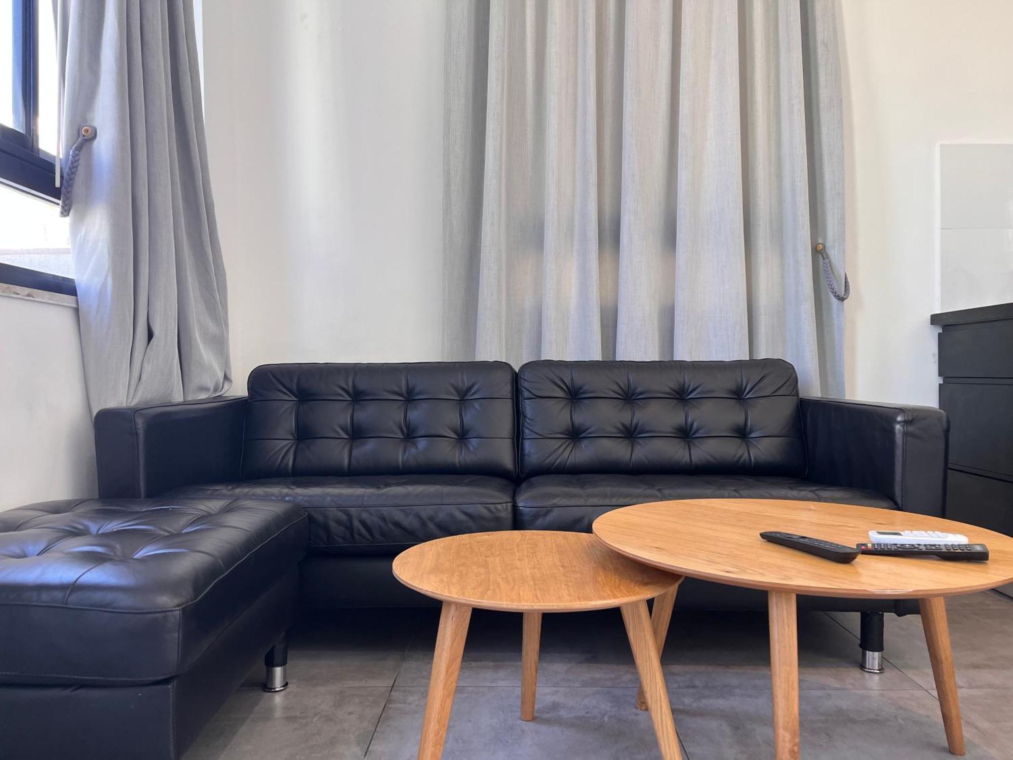 Yona 8 Bed & Breakfast Tel Aviv Room photo