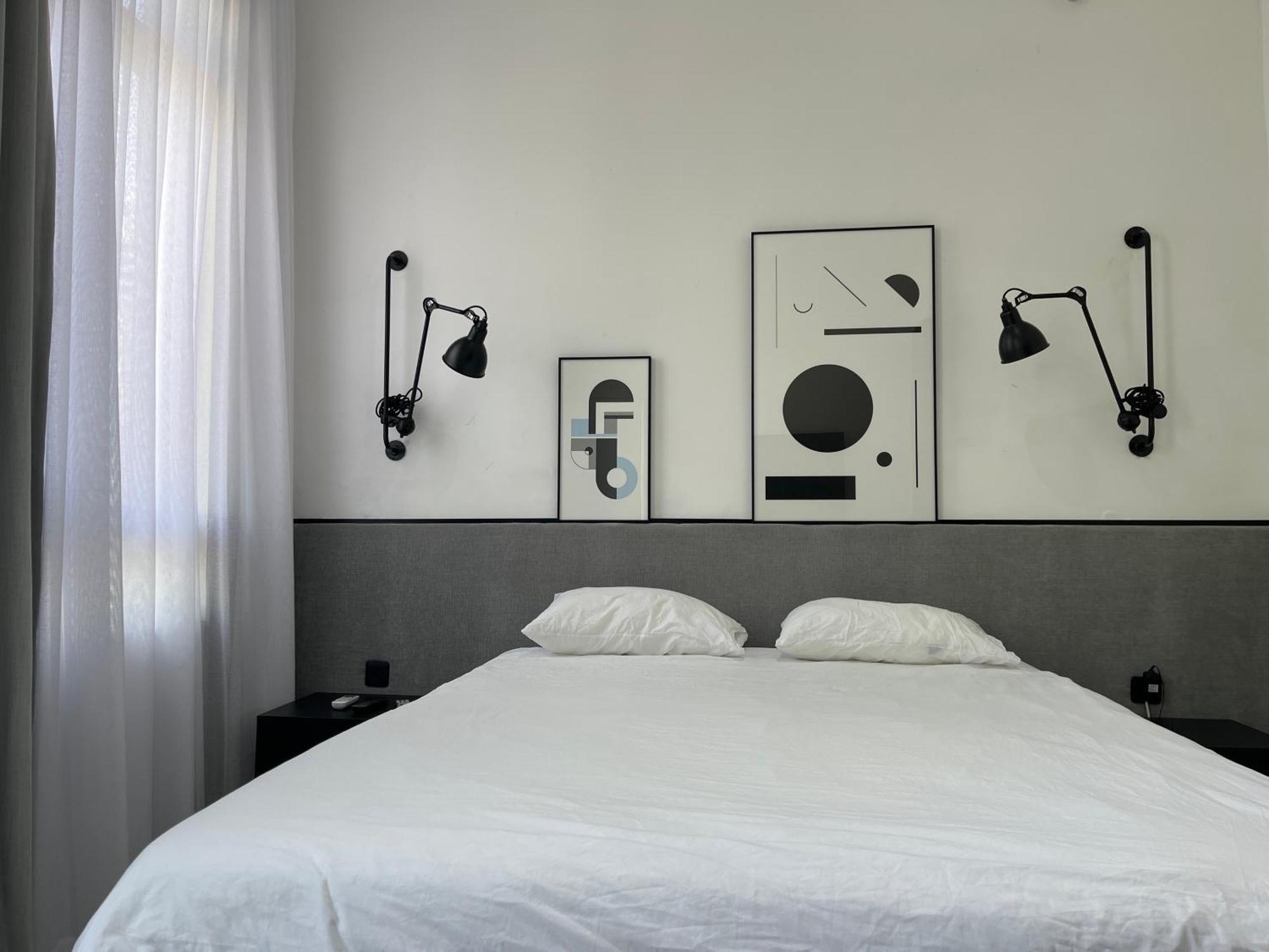 Yona 8 Bed & Breakfast Tel Aviv Room photo