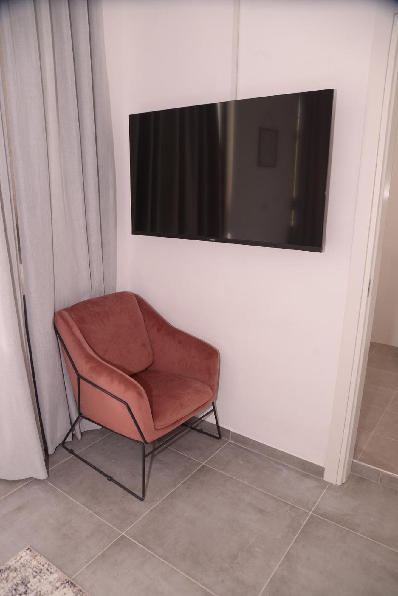 Yona 8 Bed & Breakfast Tel Aviv Room photo